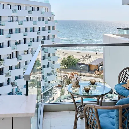 Summer Infinity Apartment Beach Resort Mamaia Exterior photo