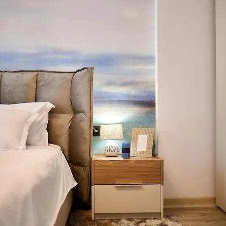 Summer Infinity Apartment Beach Resort Mamaia Exterior photo