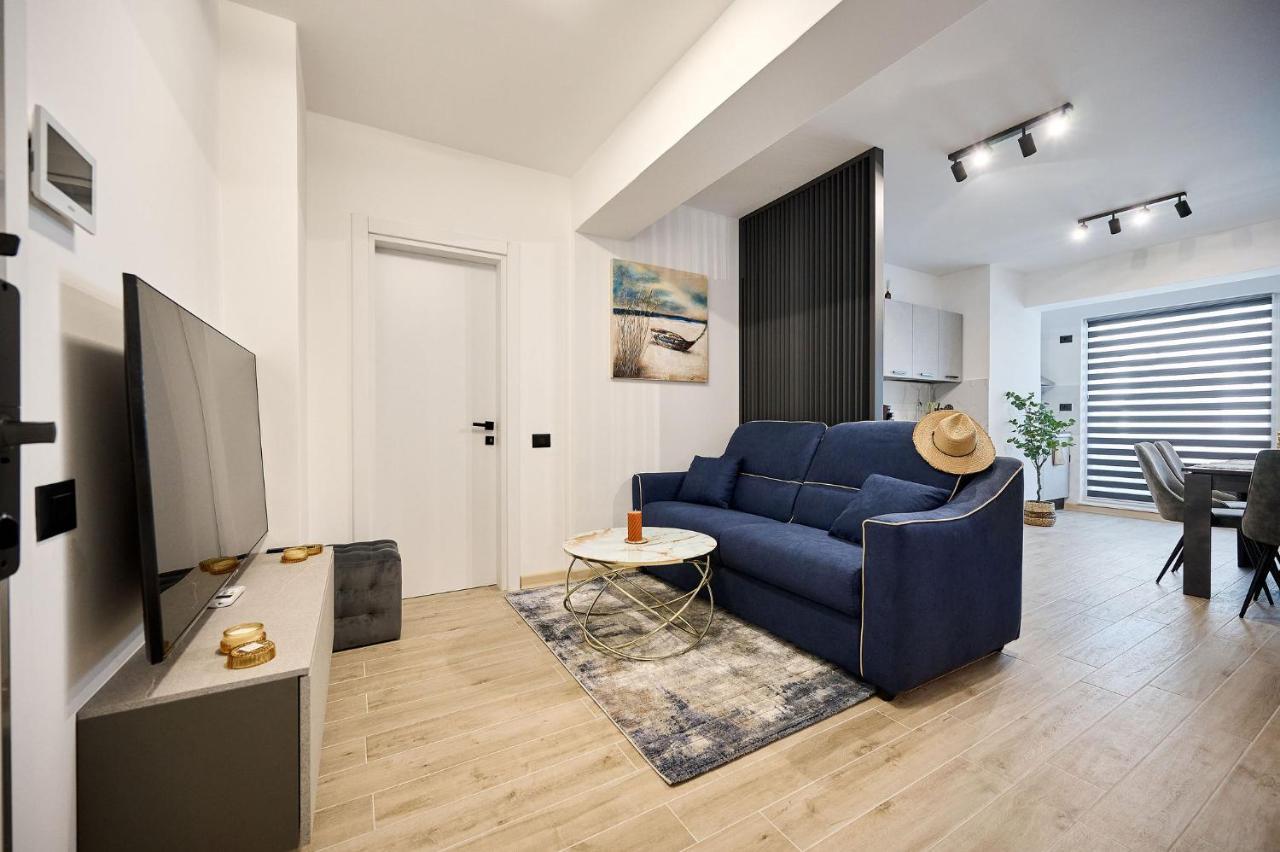 Summer Infinity Apartment Mamaia